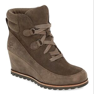 UGG "Kriston" Waterproof Suede Wedge Heeled Boots Taupe Brown | Women's Size 7.5